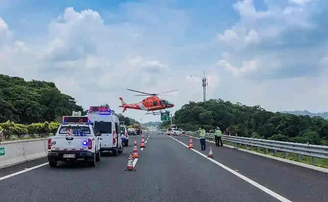 金平高速公路汽车救援案例