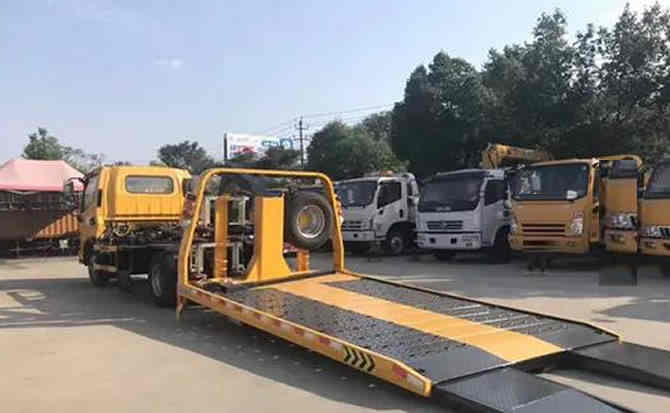 金平汽车中途维修案例
